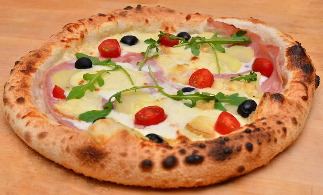 Pizza artisanale aux légumes